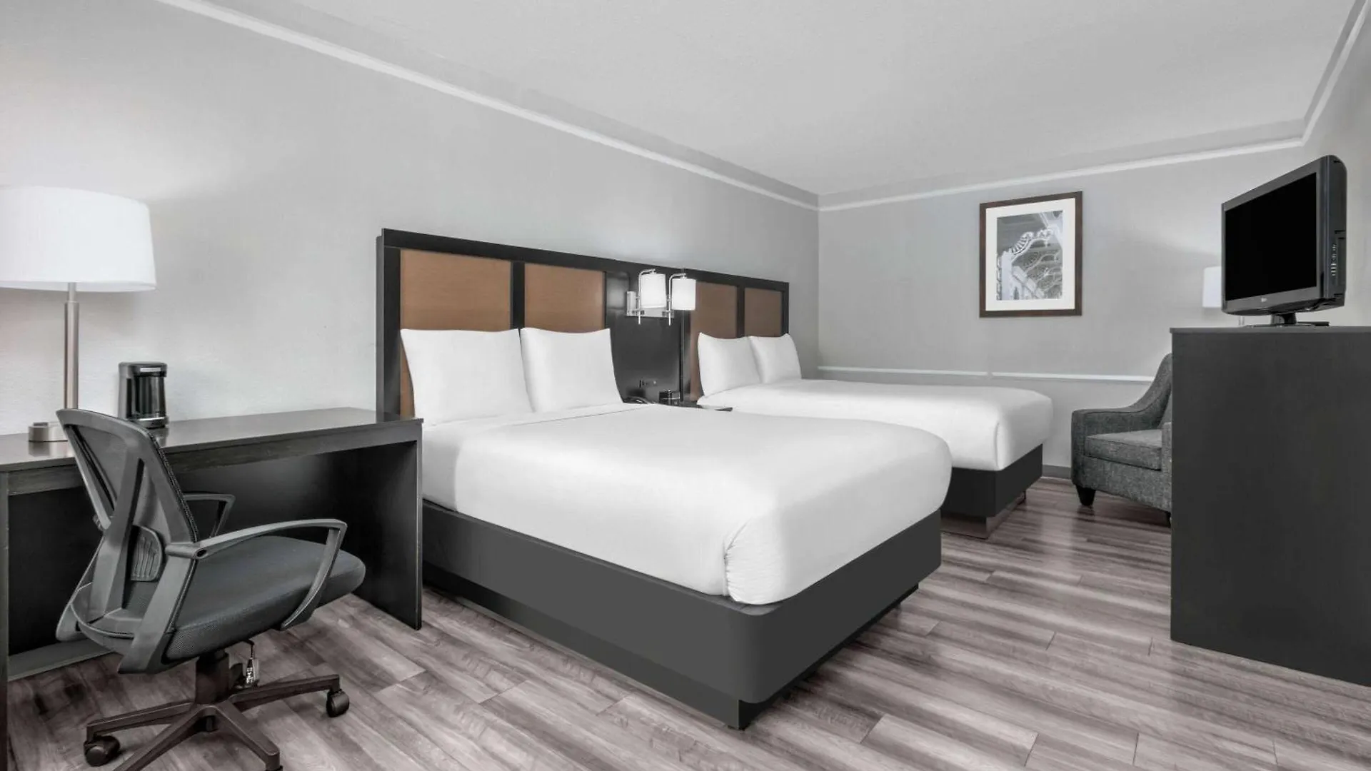 6 Design Hotels in North Loop Worth Booking in Austin