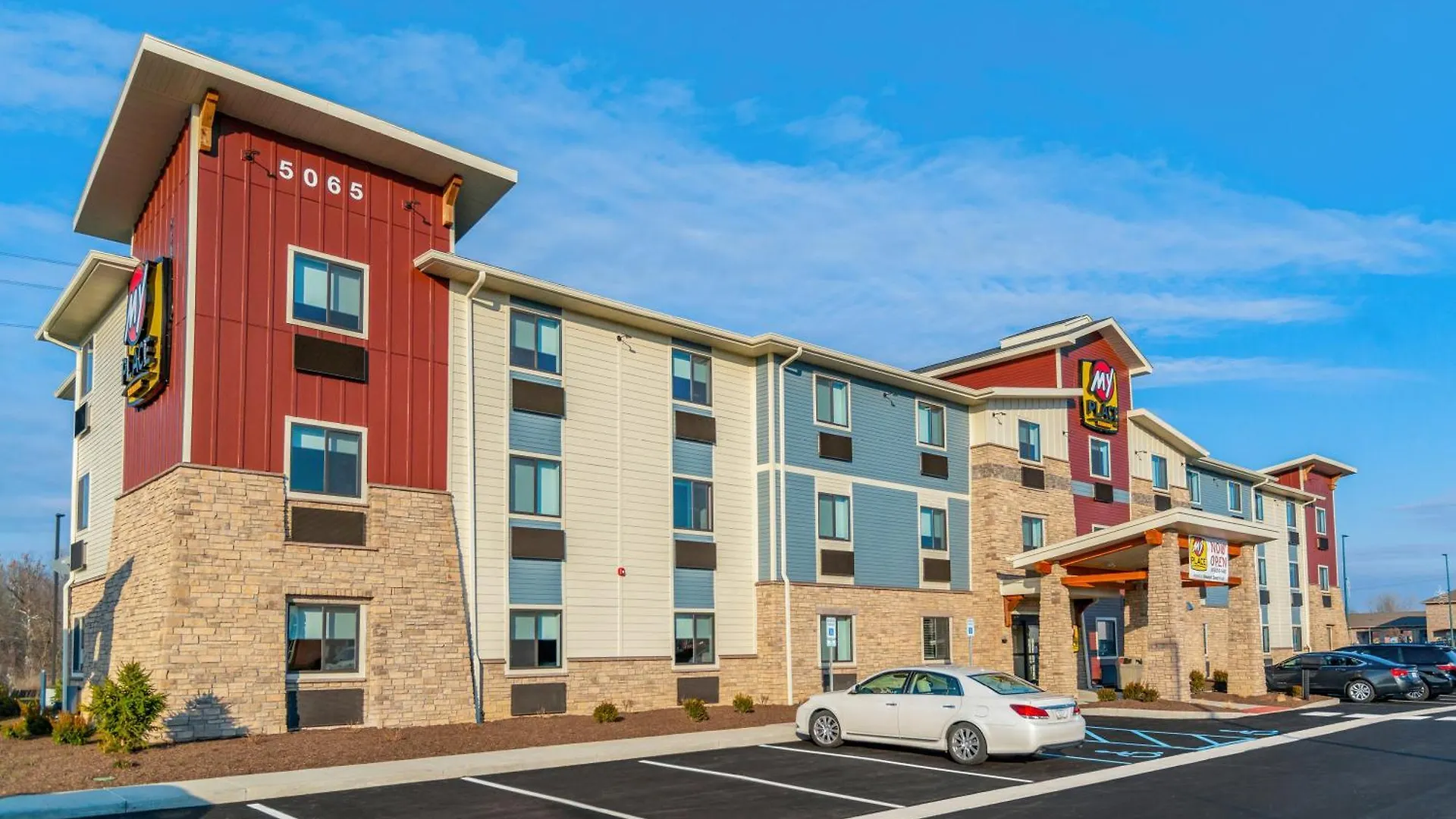 Where to Stay Near Mooresville Park: 7 Top 3-Star Hotels