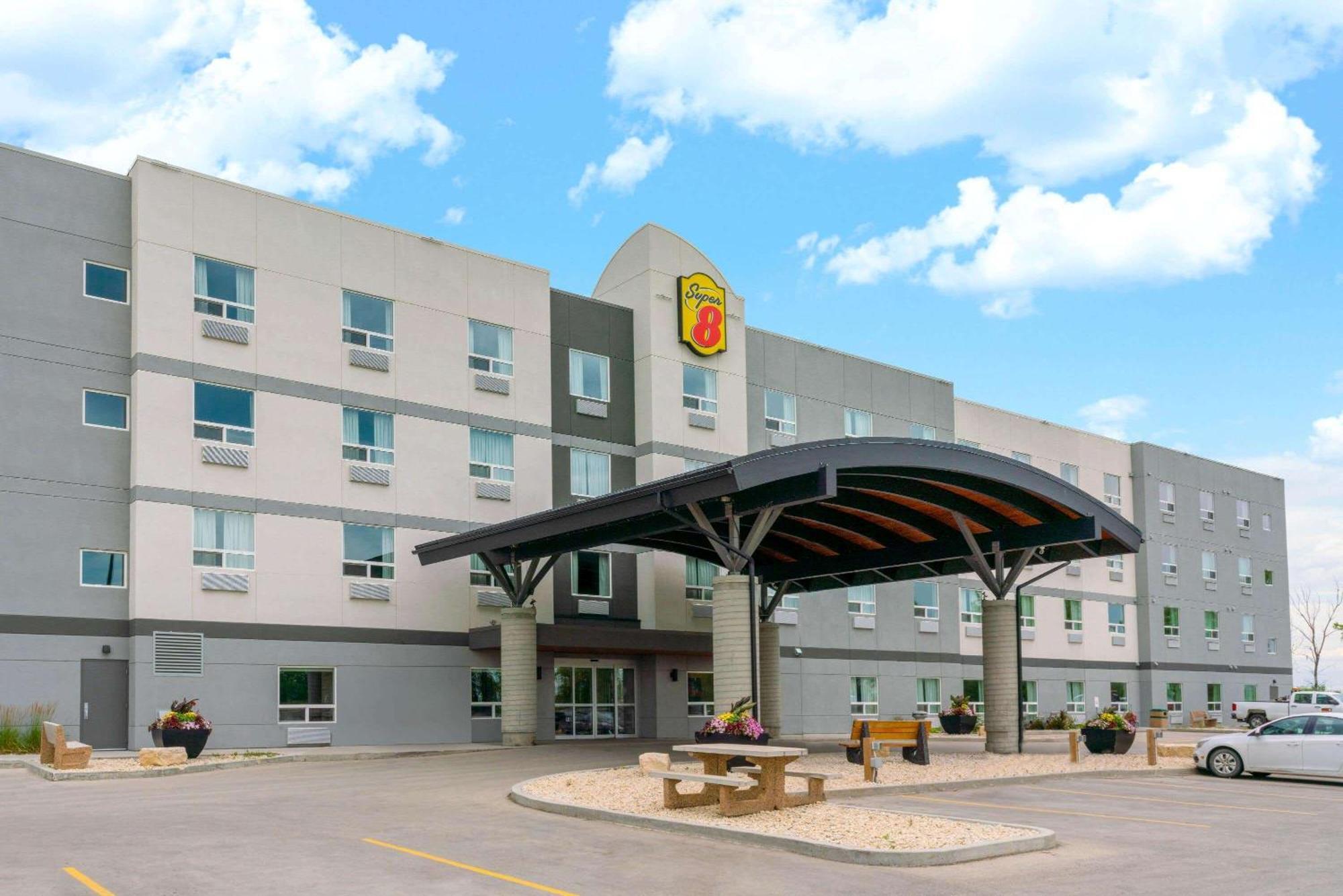 4 Family Hotels Near Old Market Square Worth Booking