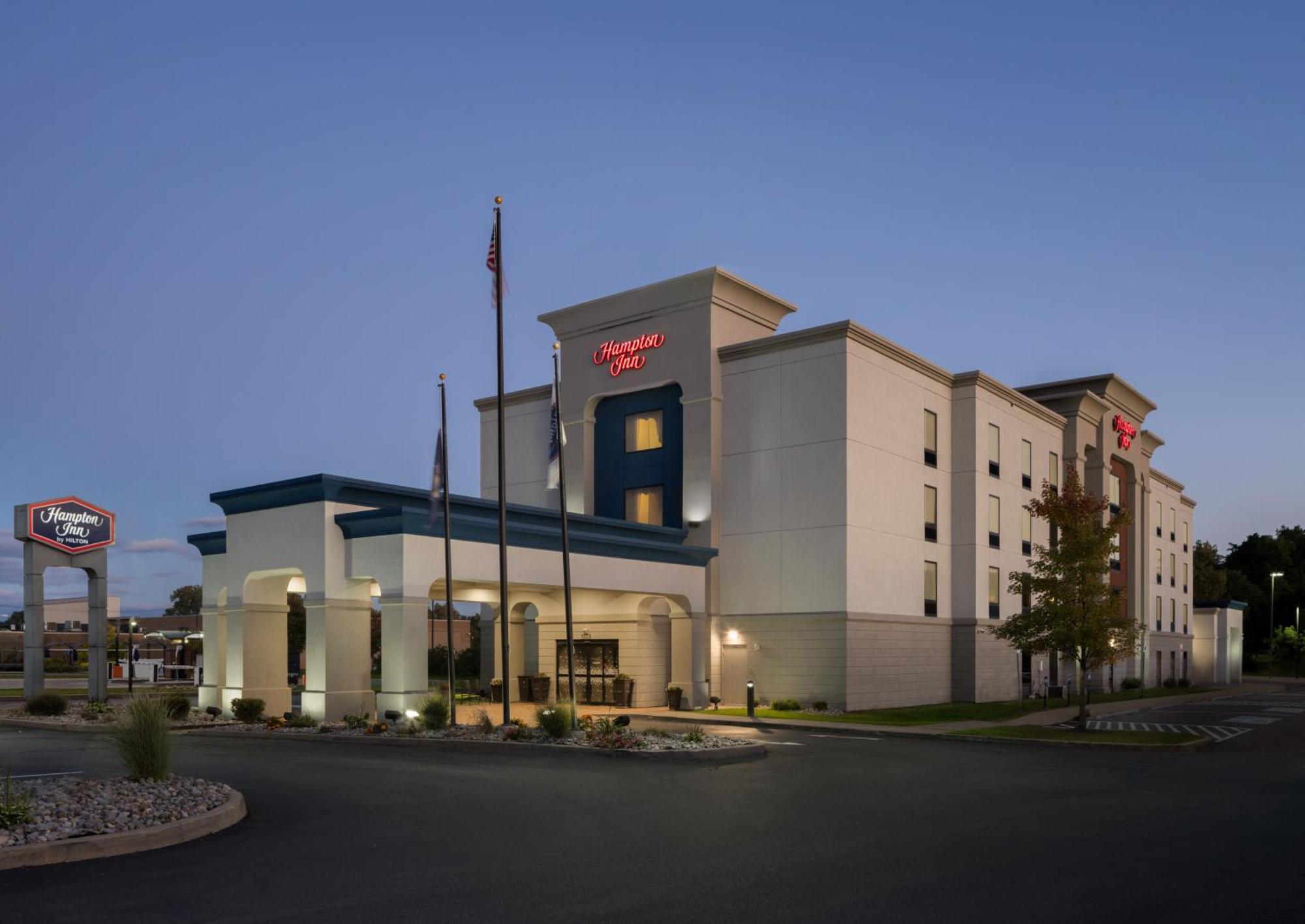 5 Business Hotels Near Monroe County Parks That Deliver