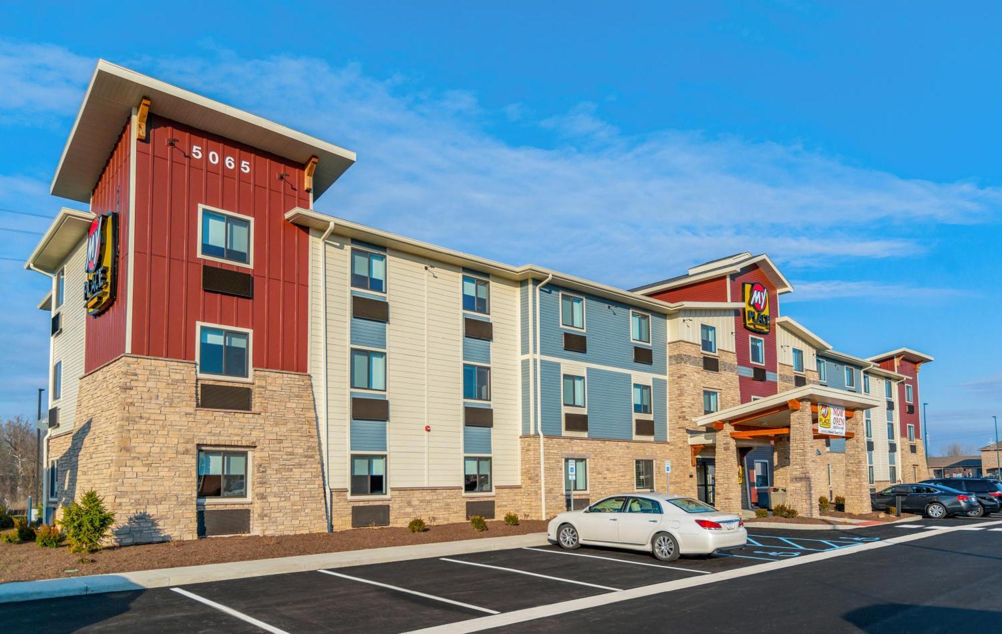 Where to Stay Near Mooresville Park: 7 Top 3-Star Hotels